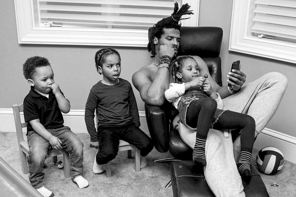 Cashmere Saint Newton's Siblings: A Large, Blended Family